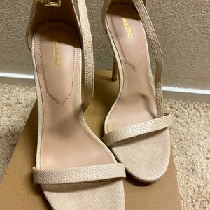 Snake Skin Aldo heels 👠